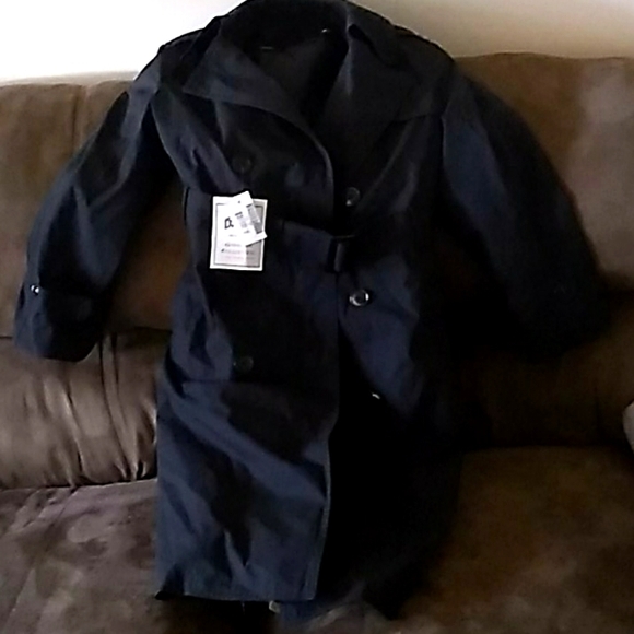 Coat - Picture 1 of 3